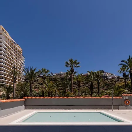 Palmeras Playa Studio: Pools, Beach, Sun & Shore