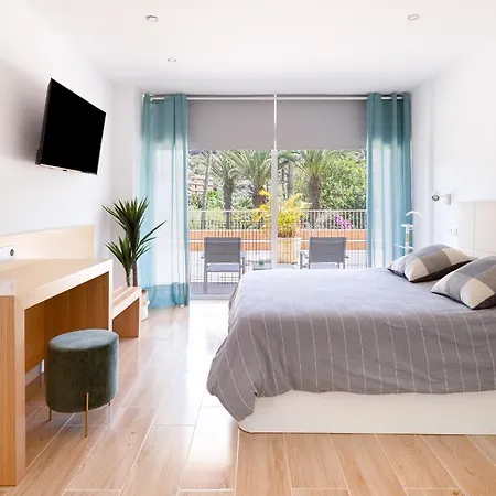 Palmeras Playa Studio: Pools, Beach, Sun & Shore 푸에르토 드 라 크루즈