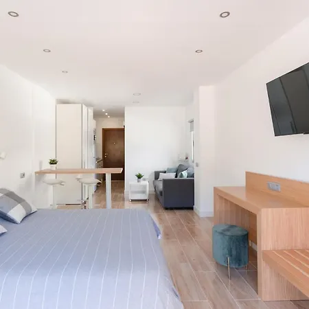 Apartment Palmeras Playa Studio: Pools, Beach, Sun & Shore Puerto de la Cruz (Tenerife)