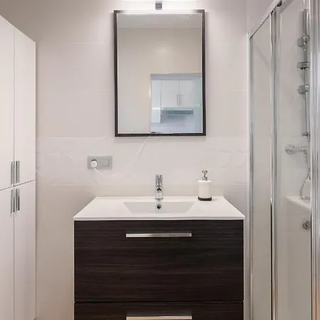 Palmeras Playa Studio: Pools, Beach, Sun & Shore Apartment *